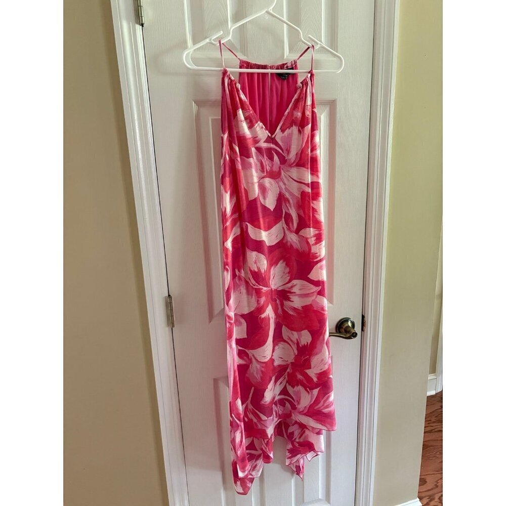 Mlle Gabrielle Pink Floral Midi Dress